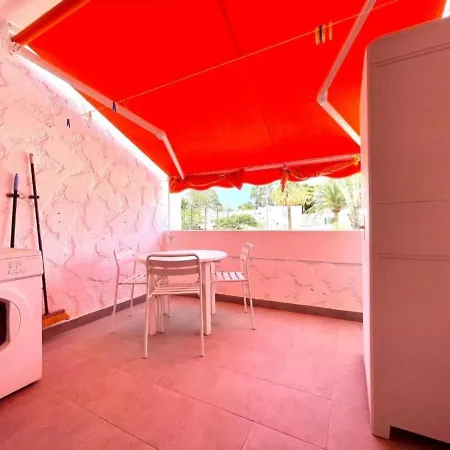 아파트 Nice With Wifi,pool, Near The Beach In Tenerife Sur, 코스타델실렌시오