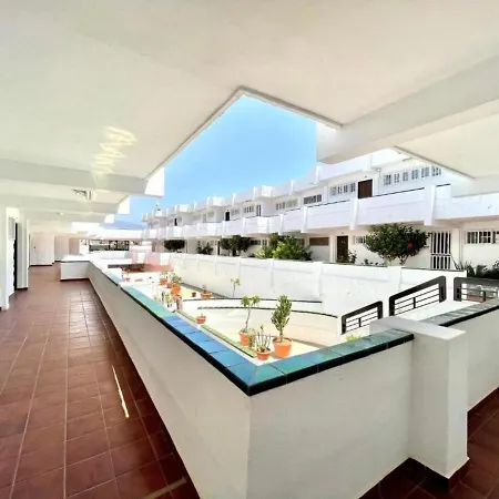 아파트 Nice With Wifi,pool, Near The Beach In Tenerife Sur,