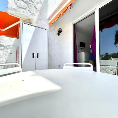Nice With Wifi,pool, Near The Beach In Tenerife Sur, 아파트 코스타델실렌시오