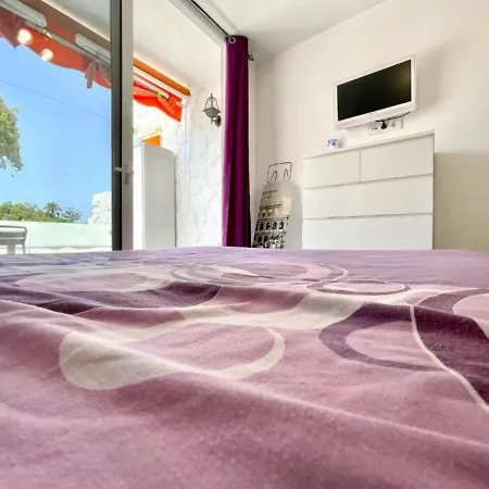 Nice With Wifi,pool, Near The Beach In Tenerife Sur, 코스타델실렌시오