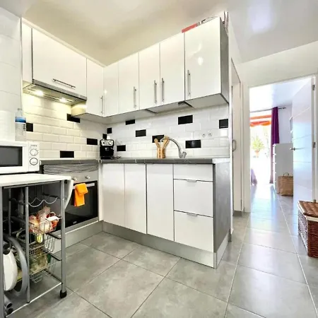 아파트 Nice With Wifi,pool, Near The Beach In Tenerife Sur, *