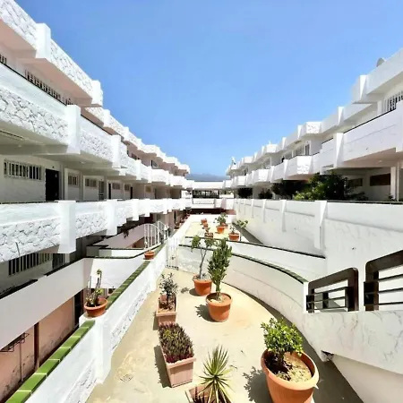Nice With Wifi,pool, Near The Beach In Tenerife Sur, Costa Del Silencio